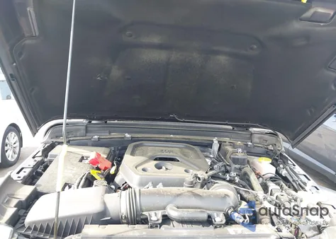 2025 Jeep Wrangler 4-Door Sahara 4X4 from USA, damaged, VIN 1C4PJXEN5SW525130